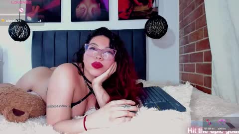  Kylie  online show from February 3, 6:40 am