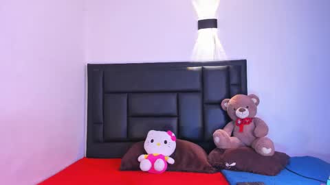 giselleblare online show from September 16, 4:53 am