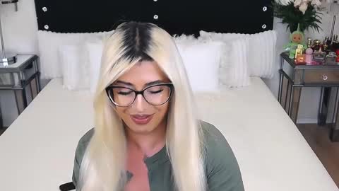 Giselle online show from March 20, 1:05 pm