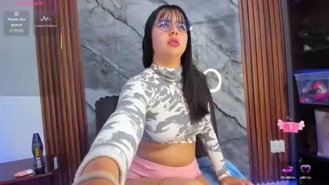 Snapshot of gisselle21 chatting on October 6, 11:16 am gissell online show from October 6, 11:16 am