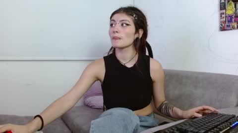 Giulietta online show from May 28, 4:21 am