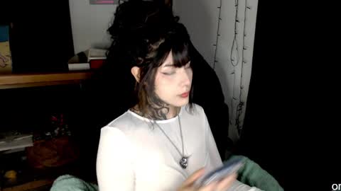 dirtyvenom online show from December 13, 4:54 am