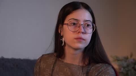 Agness online show from October 6, 2:12 pm