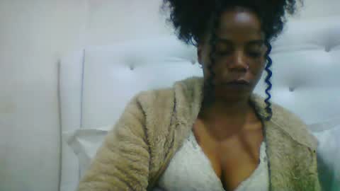 gladie46 online show from July 28, 2:24 pm