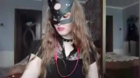 Adeline online show from February 24, 8:35 am