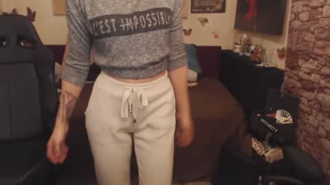 Glamourhottie online show from January 13, 9:08 am