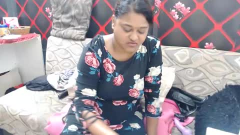 glitter candy online show from February 10, 2:41 am