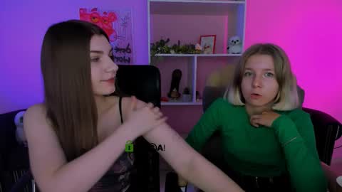 Snapshot of gloria_bubble chatting on September 23, 5:38 am your dream online show from September 23, 5:38 am
