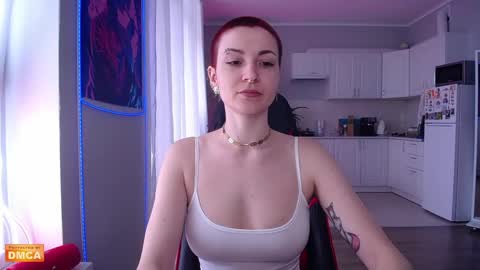 Elpis Foxter online show from May 31, 8:42 am