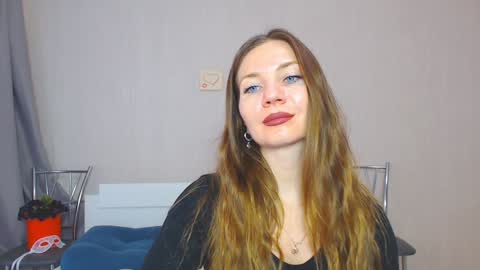 Snapshot of goddess_squirt_ chatting on December 28, 5:55 am Katrin online show from December 28, 5:55 am