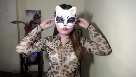 goddessawoman_xoxo online show from July 26, 3:36 am