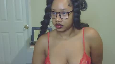 Snapshot of goddessdaisysky chatting on October 15, 1:30 am Goddess Daisy Sky online show from October 15, 1:30 am
