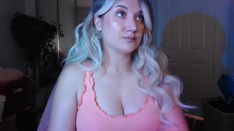 Goddess Emmy online show from November 24, 1:40 am