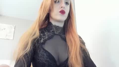 Snapshot of goddesskasyia chatting on February 15, 11:28 am GoddessKasyia online show from February 15, 11:28 am