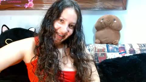 Snapshot of goddessnahi chatting on September 15, 4:43 am Naih Reyes online show from September 15, 4:43 am