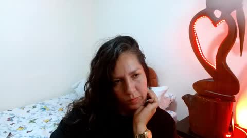 Snapshot of goddessnahi chatting on December 23, 8:33 am Naih Reyes online show from December 23, 8:33 am