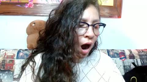 Snapshot of goddessnahi chatting on September 26, 7:28 am Naih Reyes online show from September 26, 7:28 am