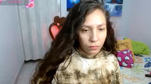 Snapshot of goddessnahi chatting on October 9, 6:06 am Naih Reyes online show from October 9, 6:06 am