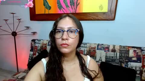 Snapshot of goddessnahi chatting on September 27, 9:22 pm Naih Reyes online show from September 27, 9:22 pm
