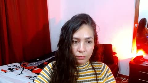 Snapshot of goddessnahi chatting on January 19, 2:36 am Naih Reyes online show from January 19, 2:36 am