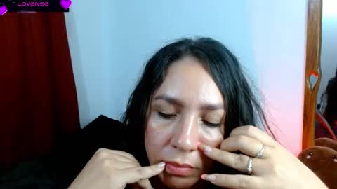 Snapshot of goddessnahi chatting on February 25, 2:14 am Naih Reyes online show from February 25, 2:14 am