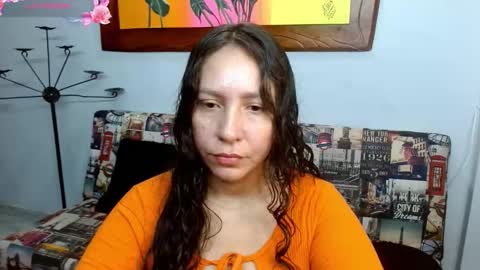Snapshot of goddessnahi chatting on October 2, 1:10 am Naih Reyes online show from October 2, 1:10 am