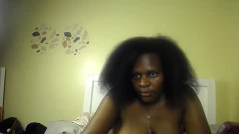 gold_melanin online show from May 23, 11:25 pm