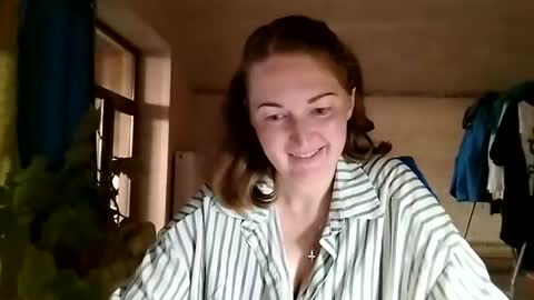 Olivia  online show from July 16, 6:01 pm