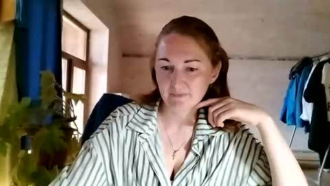 Olivia  online show from July 18, 5:15 pm
