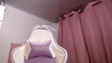Snapshot of golden_gingerkitty chatting on September 17, 1:36 am golden_gingerkitty online show from September 17, 1:36 am