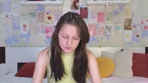 Lily online show from July 24, 3:43 pm