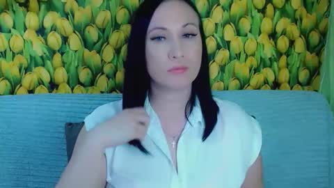 goldmoonn online show from March 26, 4:53 pm