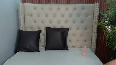 Bella DONT FORGET TO FOLLOW ME online show from November 7, 11:53 pm