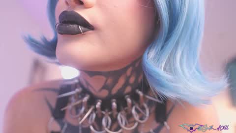 Snapshot of goth_dolll chatting on October 10, 8:58 pm sophie Special celebration a the beach 300k followers 3011 and 0112 online show from October 10, 8:58 pm