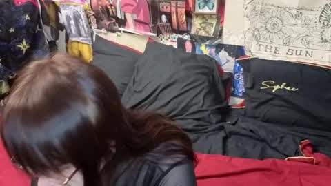 Amy online show from November 12, 8:07 pm