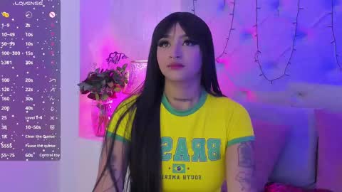 Snapshot of goth_tasha chatting on October 4, 8:24 pm goth_tasha online show from October 4, 8:24 pm