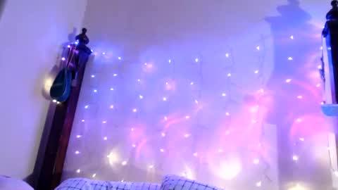 gothbaby305 online show from February 3, 4:35 am