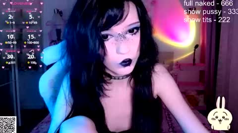 gothiclali online show from December 4, 9:37 pm