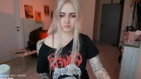 traumfrau Kira angel face devil eyes I SELL A LOT VIDEO IN GALLERY online show from April 2, 2:25 pm