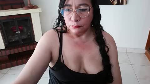 grace_mature_milf online show from February 10, 5:49 pm