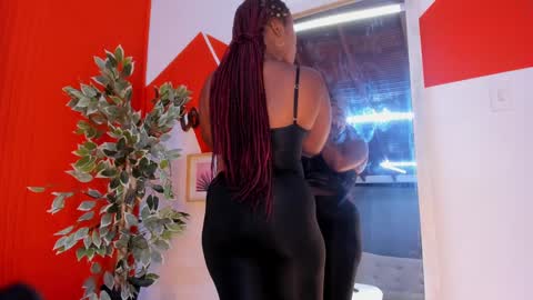 Snapshot of grace_miller19 chatting on March 8, 7:18 pm grace online show from March 8, 7:18 pm