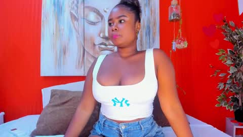 Snapshot of grace_miller19 chatting on February 17, 7:23 pm grace online show from February 17, 7:23 pm