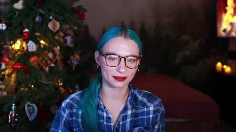 Snapshot of gracegreen chatting on December 28, 2:42 pm I will be glad to see you 30 N 1800 - 2300 gmt3 online show from December 28, 2:42 pm