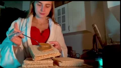 Snapshot of gracetorrezz chatting on February 24, 12:03 pm gracetorrezz online show from February 24, 12:03 pm