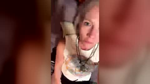 Gracie online show from August 2, 10:02 pm