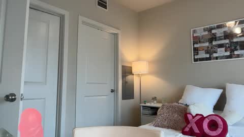 Gracie Smith online show from September 23, 8:51 pm