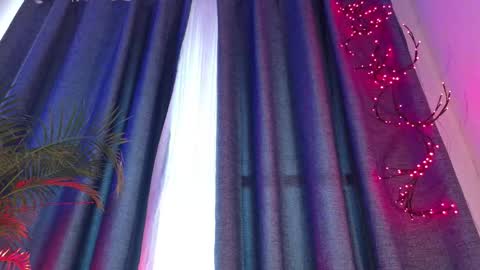 grayce blossoms24 online show from March 14, 9:27 pm