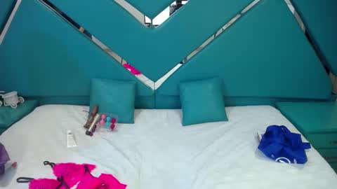 greeicy__ online show from January 31, 2:07 pm