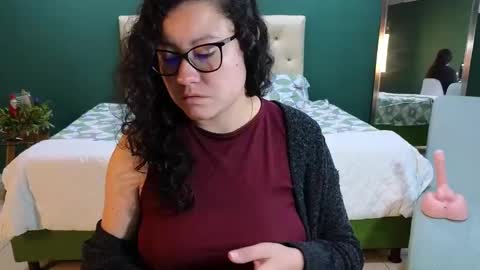 Vanessa online show from December 16, 11:55 am