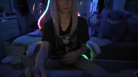 GreenEyedLovexo online show from February 27, 5:45 am